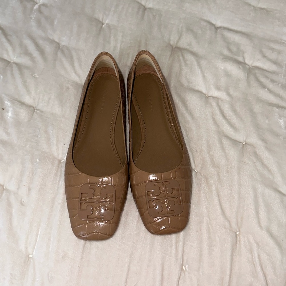 Tory Burch flats!